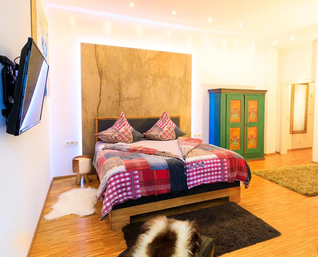Schwarzwaldzimmer & Schwarzwald Design Homestay *
